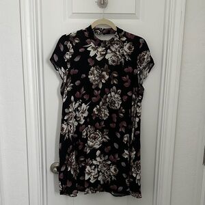 Elegant Floral Mini Dress in Black and Pink